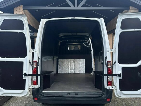 2022 Renault Master, белый, 4300000 рублей - вид 6