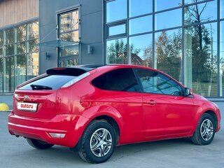 2010 Ford Focus II Рестайлинг, красный, 699000 рублей, вид 5