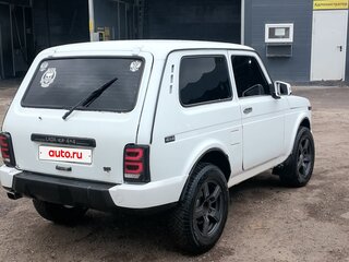 2001 Lada (ВАЗ) 2121 (4x4) I Рестайлинг, белый, 395000 рублей, вид 3