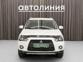 2010 Mitsubishi Outlander II Рестайлинг, белый, 999000 рублей, вид 3
