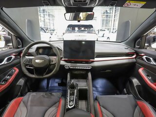 2026 Geely Coolray I Рестайлинг 2, белый, 3020000 рублей, вид 3