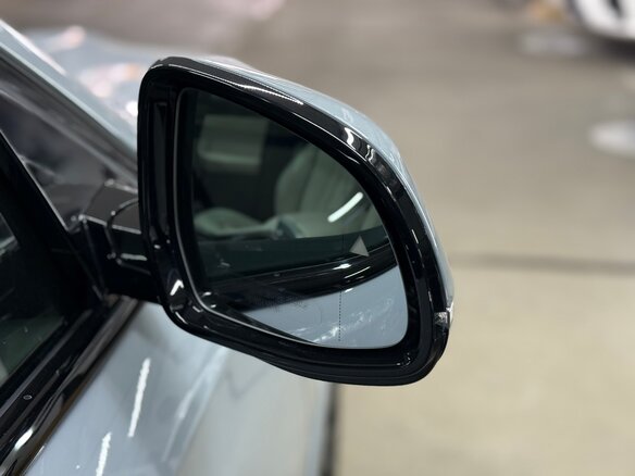 2025 BMW X6 40i III (G06) Рестайлинг, серый, 16380000 рублей - вид 27