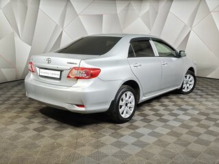 2011 Toyota Corolla X (E140, E150) Рестайлинг, серебристый, 997000 рублей, вид 2