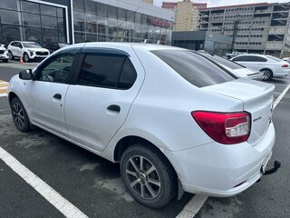 2017 Renault Logan II, белый, 670000 рублей, вид 4