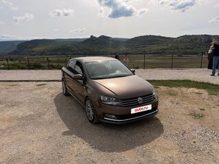 2017 Volkswagen Polo V Рестайлинг, коричневый, 1290000 рублей, вид 5