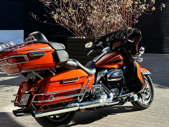 2018 Harley-Davidson Electra Glide, оранжевый, 2500000 рублей - вид 4