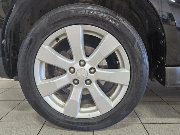 2010 Mitsubishi Outlander II Рестайлинг, чёрный, 945000 рублей - вид 15