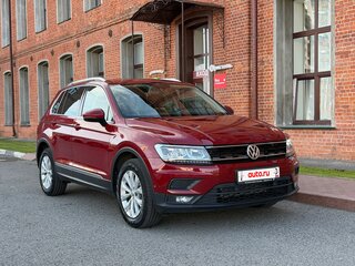 2017 Volkswagen Tiguan II, пурпурный, 2750000 рублей, вид 1
