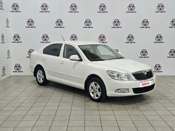 2013 Skoda Octavia II (A5) Рестайлинг, белый, 995000 рублей - вид 2