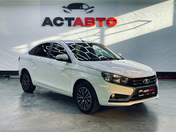 2018 Lada (ВАЗ) Vesta I, белый, 890000 рублей - вид 2