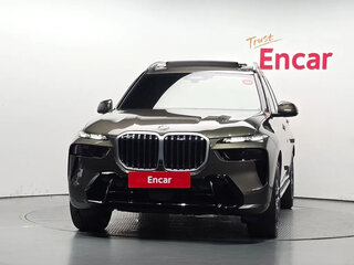 2026 BMW X7 40d I (G07) Рестайлинг, коричневый, 14646000 рублей, вид 3