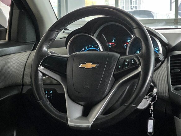 2012 Chevrolet Cruze I, белый - вид 22
