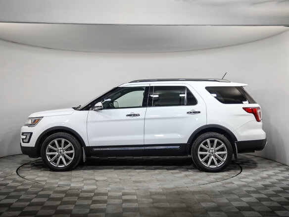 2017 Ford Explorer V Рестайлинг, белый, 2399777 рублей - вид 7