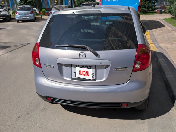 2004 Mazda Verisa, серый - вид 4