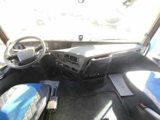 2016 Volvo FH, красный, 5672450 рублей, вид 5
