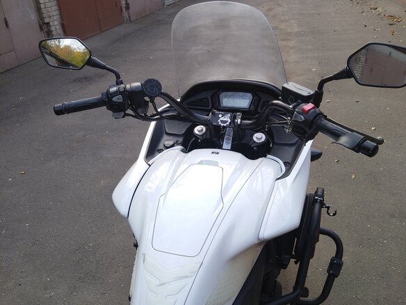 2013 Honda CTX 700, белый, 700000 рублей - вид 8