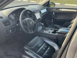 2011 Volkswagen Touareg II, серый, 1650000 рублей, вид 5