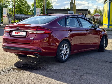 2017 Ford Fusion (North America) II Рестайлинг, красный, 1250000 рублей, вид 5