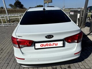 2017 Kia Rio III Рестайлинг, белый, 1350000 рублей, вид 2