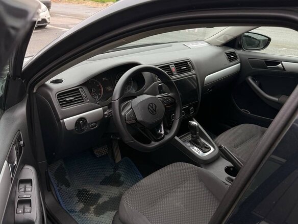 2011 Volkswagen Jetta VI, серый, 949000 рублей - вид 16