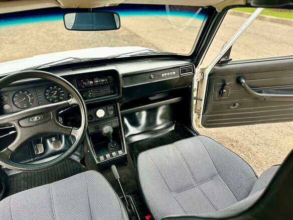 2008 Lada (ВАЗ) 2107, белый, 350000 рублей - вид 16