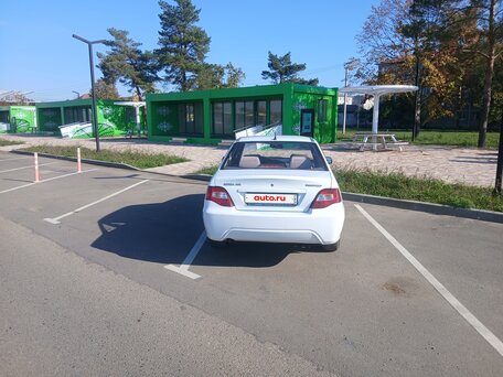 2011 Daewoo Nexia I Рестайлинг, белый, 185000 рублей, вид 3