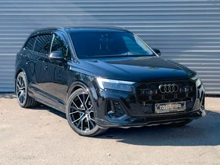 2024 Audi Q7 50 TDI II (4M) Рестайлинг 2, чёрный, 10150000 рублей, вид 3