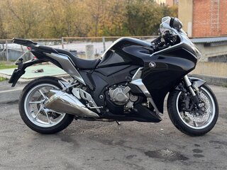2011 Honda VFR 1200, чёрный, 840000 рублей, вид 2