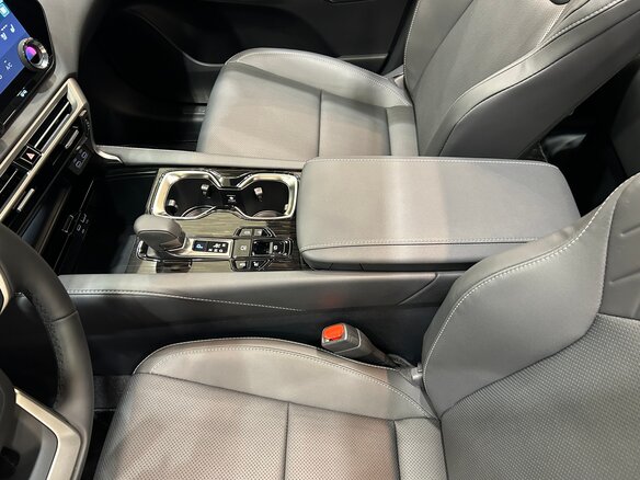 2026 Lexus RX 300 V, серый, 8450000 рублей - вид 12