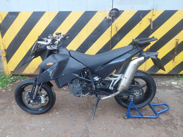 2007 KTM 690 SM, чёрный, 300000 рублей - вид 1