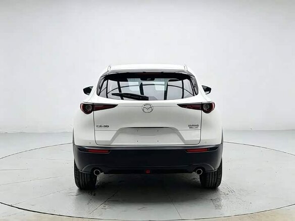 2022 Mazda CX-30 I, белый, 2089000 рублей - вид 4