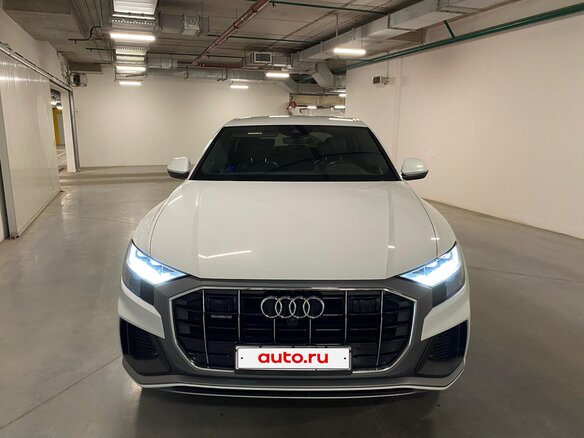 2020 Audi Q8 50 TDI I (4M), белый, 6250000 рублей - вид 1