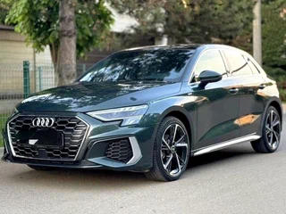 2023 Audi A3 Sportback 35 TFSI IV (8Y), зелёный, 2163000 рублей, вид 1