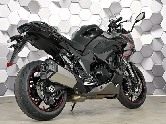 2024 Kawasaki Ninja 1000 SX, чёрный, 1477000 рублей - вид 6