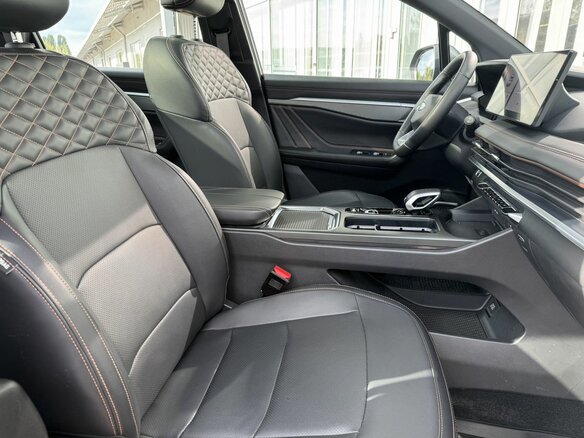 2024 Geely Okavango I Рестайлинг, серый, 3050000 рублей - вид 11