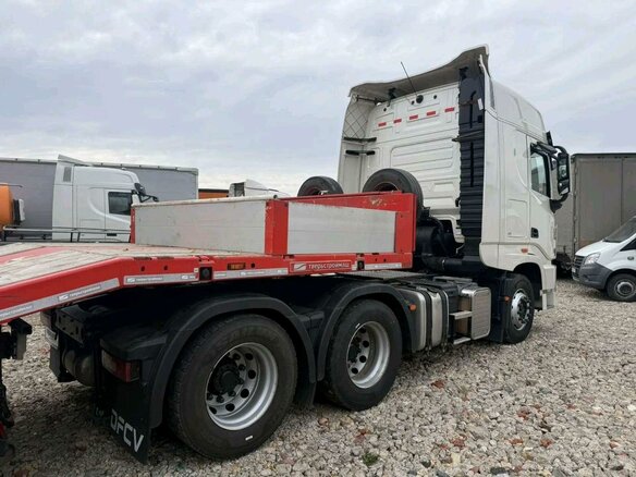 2023 Dongfeng DFH 4271, белый, 6966000 рублей - вид 2