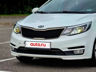 2015 Kia Rio III Рестайлинг, белый, 767000 рублей, вид 5