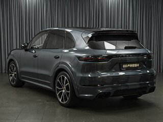 2018 Porsche Cayenne Turbo III, серебристый, 7699000 рублей, вид 2