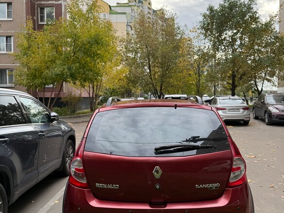 2011 Renault Sandero Stepway I, красный, 670000 рублей - вид 3
