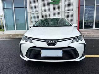 2023 Toyota Corolla XII (E210) Рестайлинг, белый, 1195000 рублей, вид 3