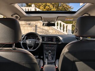 2014 SEAT Leon III, красный, 1350000 рублей, вид 2