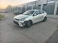 2017 Kia Rio IV, серебристый, 616000 рублей
