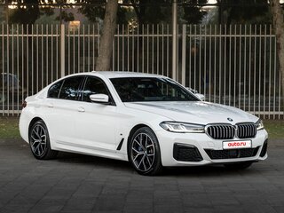 2020 BMW 5 серии 530d xDrive VII (G30/G31/G38) Рестайлинг, белый, 4570000 рублей, вид 5