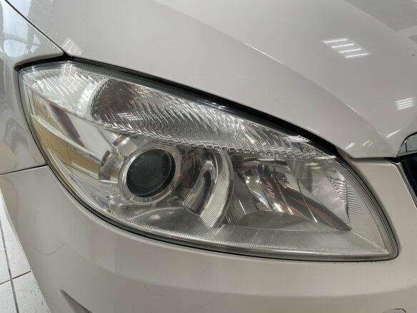 2012 Skoda Fabia II Рестайлинг, белый - вид 4