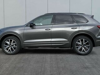 2026 Volkswagen Touareg III Рестайлинг, серый, 6990000 рублей, вид 2