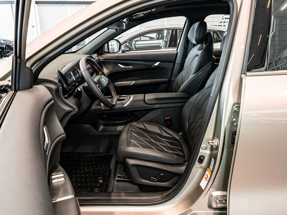 2025 Changan CS75 Plus IV, коричневый, 4339900 рублей - вид 10