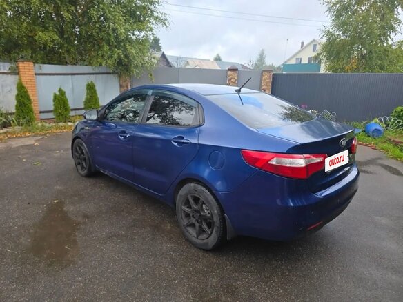 2013 Kia Rio III, синий, 520000 рублей - вид 5