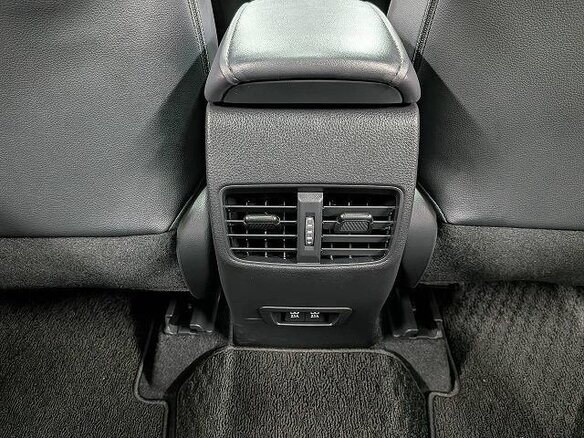 2022 Toyota Corolla Cross I, чёрный, 1769017 рублей - вид 17
