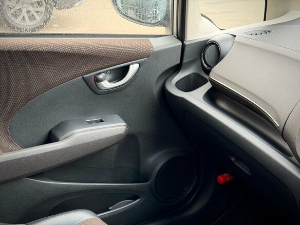 2013 Honda Fit Shuttle I Рестайлинг, серый, 980000 рублей - вид 18