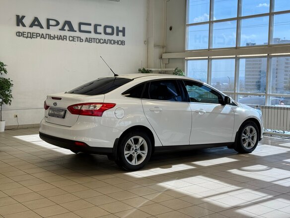2014 Ford Focus III, белый, 1050000 рублей - вид 1